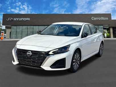 Used 2025 Nissan Altima 2.5 SV