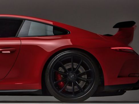 Used 2018 Porsche 911 GT3 image 7