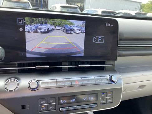 Used 2025 Hyundai Kona SEL AWD/4WD image 9
