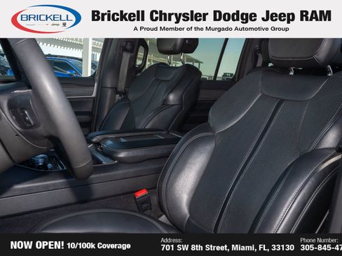 Used 2024 Jeep Wagoneer L Series II w/ Flexible Seating Group image 15