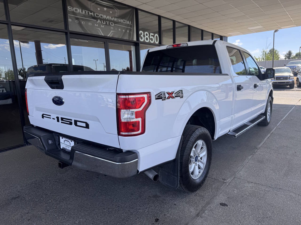 Used 2018 Ford F150 XLT w/ Trailer Tow Package AWD/4WD image 4