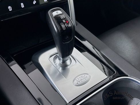Used 2022 Land Rover Discovery Sport S image 21