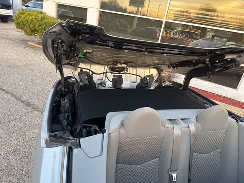 Used 2008 Chrysler Sebring LX image 23