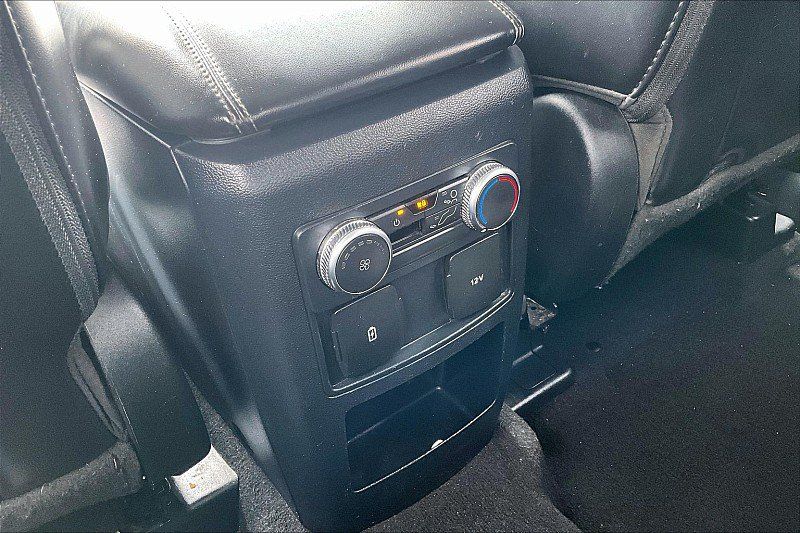 Used 2021 Ford Explorer XLT w/ Equipment Group 202A AWD/4WD image 21