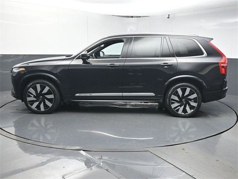 Certified 2023 Volvo XC90 T8 Ultimate w/ Protection Package Premier image 5