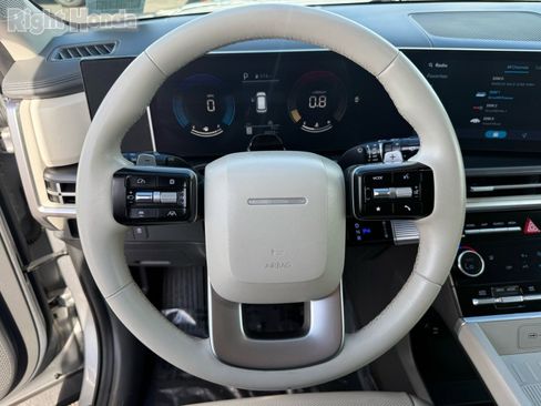 Used 2024 Hyundai Santa Fe SEL image 15