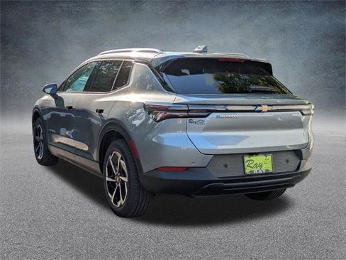 New 2026 Chevrolet Equinox EV LT image 6