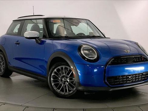 Certified 2025 MINI Cooper S image 33