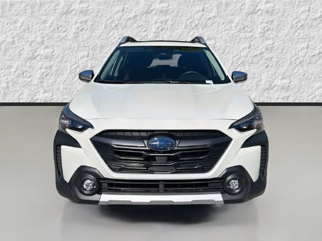 Used 2025 Subaru Outback Touring AWD/4WD image 8