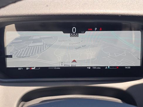 New 2026 Land Rover Range Rover Velar S AWD/4WD image 17