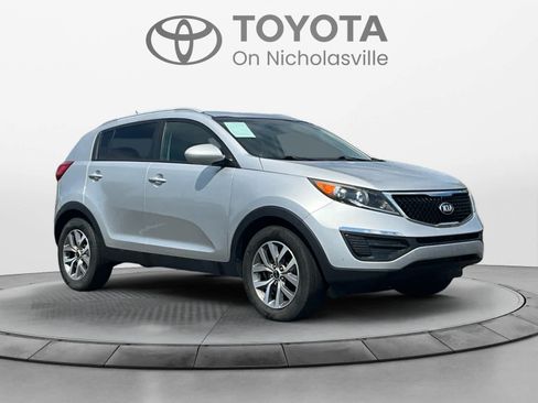 Used 2016 Kia Sportage LX w/ Option Group 017 FWD image 7