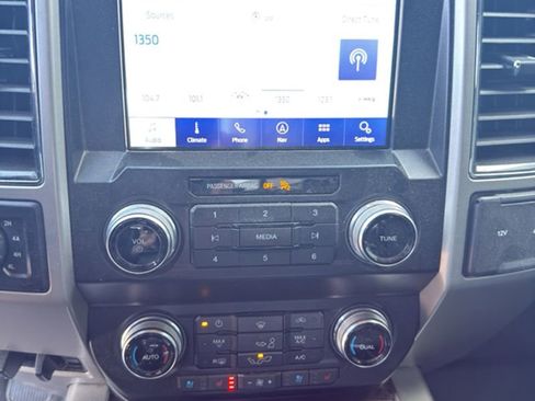 Used 2019 Ford F150 Lariat w/ Equipment Group 502A Luxury image 14