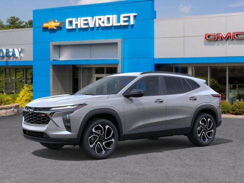 New 2026 Chevrolet Trax RS FWD image 2