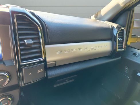 Used 2019 Ford F350 Lariat w/ Lariat Ultimate Package image 29