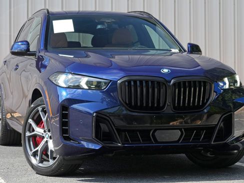 Used 2026 BMW X5 xDrive50e w/ M Sport Package AWD/4WD image 4