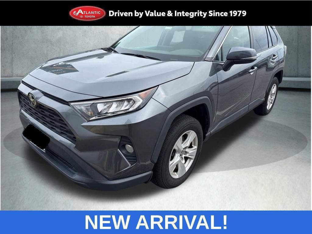 Used 2021 Toyota RAV4 XLE w/ Convenience Package AWD/4WD image 1