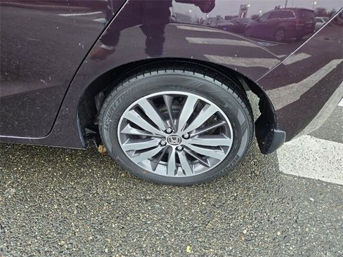 Used 2015 Honda Fit EX image 12