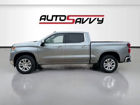 Used 2025 Chevrolet Silverado 1500 LTZ AWD/4WD image 4