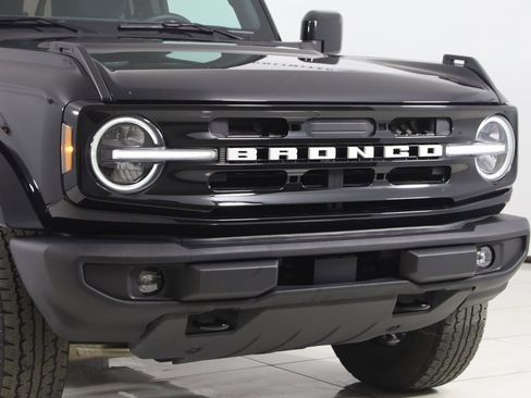 Used 2023 Ford Bronco Outer Banks image 40