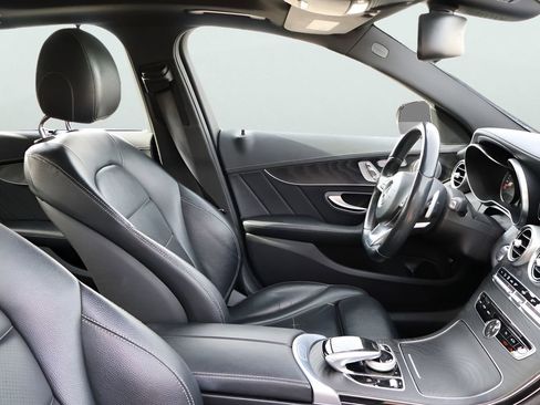 Used 2015 Mercedes-Benz C 300 4MATIC Sedan image 10