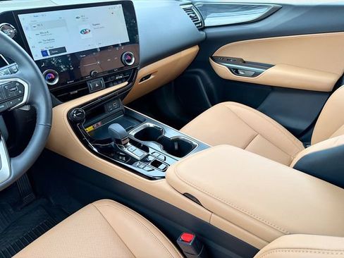 Used 2025 Lexus NX 350 AWD w/ Accessory Package (2T) image 22