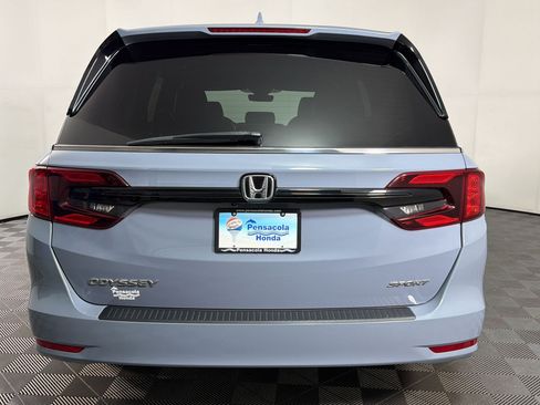 Used 2023 Honda Odyssey Sport image 8