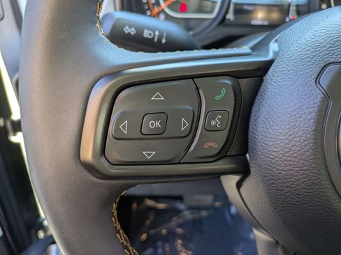 Used 2024 Jeep Wrangler Sport S image 17