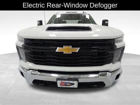 New 2026 Chevrolet Silverado 3500 W/T image 9