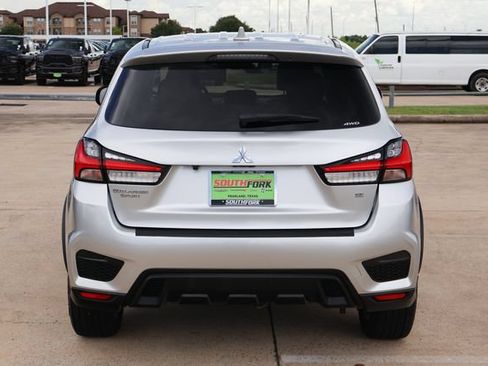 Used 2023 Mitsubishi Outlander Sport SE AWD/4WD image 5
