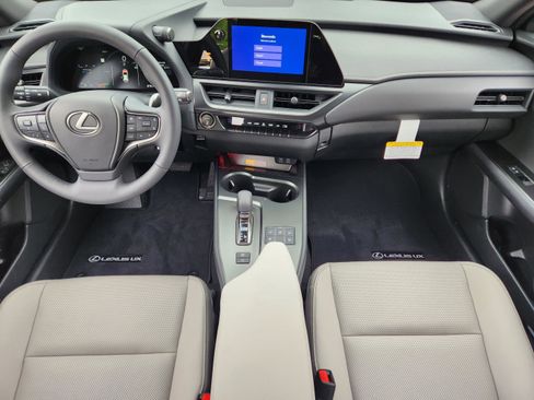 New 2026 Lexus UX 300h FWD image 18