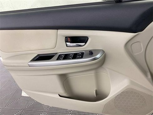 Used 2015 Subaru Crosstrek 2.0i Premium w/ Moonroof Package image 24