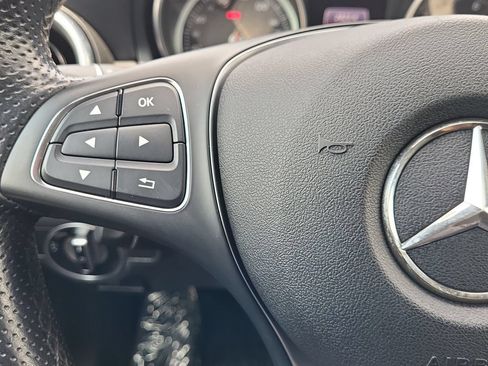 Used 2019 Mercedes-Benz CLA 250 4MATIC image 25