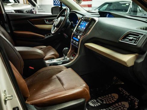 Used 2019 Subaru Ascent Touring AWD/4WD image 14