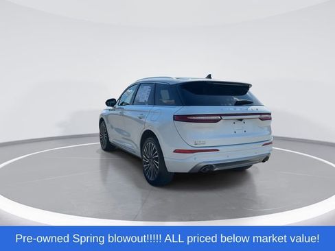 Used 2022 Lincoln Corsair AWD w/ Premium Package image 6