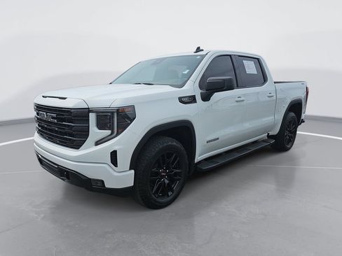 Used 2024 GMC Sierra 1500 Elevation AWD/4WD image 3