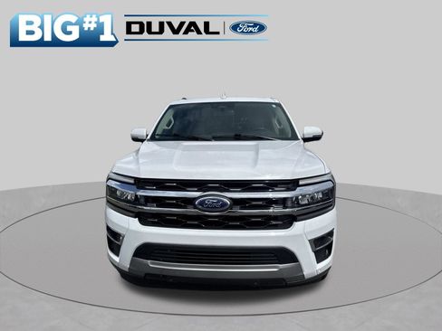 Used 2024 Ford Expedition Max Limited AWD/4WD image 7