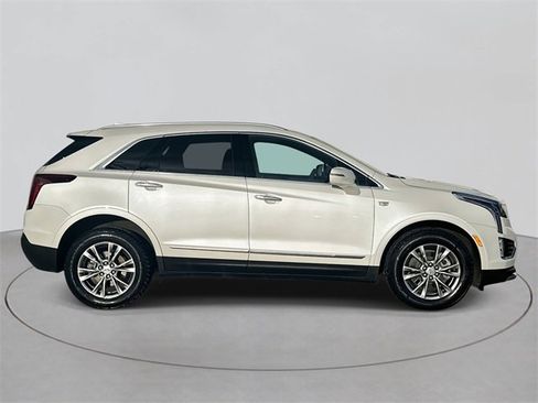 Certified 2023 Cadillac XT5 Premium Luxury image 4