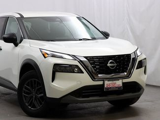 Used 2023 Nissan Rogue S video 2