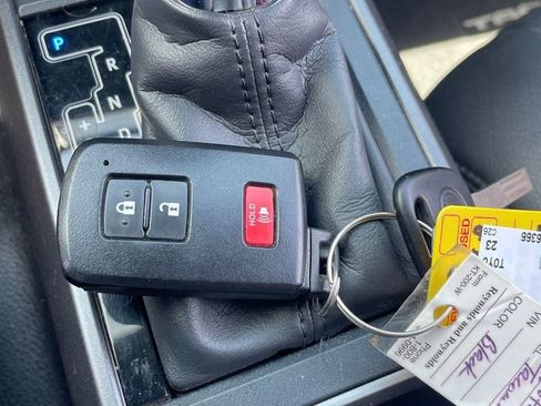 Used 2023 Toyota Tacoma TRD Off-Road w/ Technology Package image 13