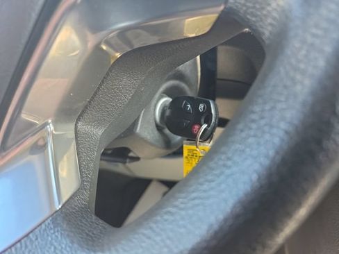 Used 2015 Ford Transit 350 XLT RWD image 19