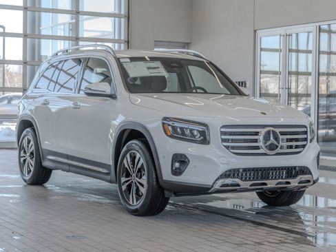New 2026 Mercedes-Benz GLB 250 4MATIC image 21