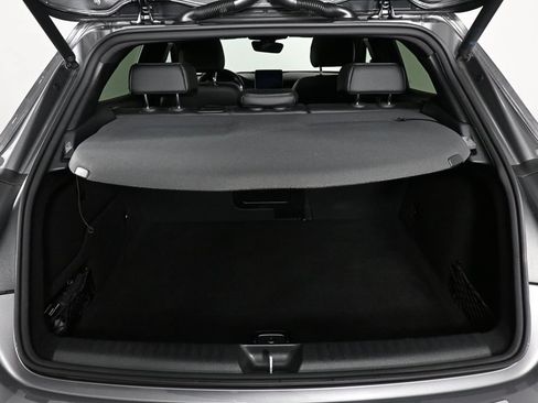 Certified 2019 Mercedes-Benz GLA 250 4MATIC image 30