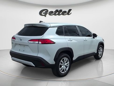 Used 2025 Toyota Corolla Cross L image 13