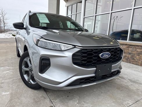 Used 2024 Ford Escape ST-Line image 1
