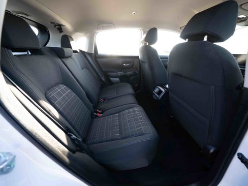 Certified 2024 Honda HR-V LX image 25