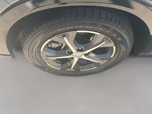 Certified 2023 Honda HR-V EX-L image 35