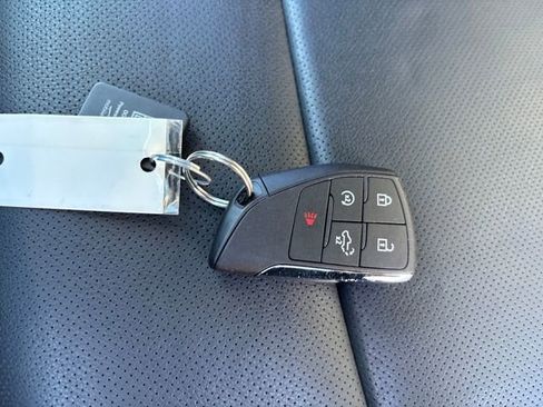 Used 2024 GMC Sierra 2500 SLT w/ SLT Premium Package image 32