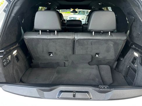 Used 2020 BMW X7 M50i w/ Executive Package image 23