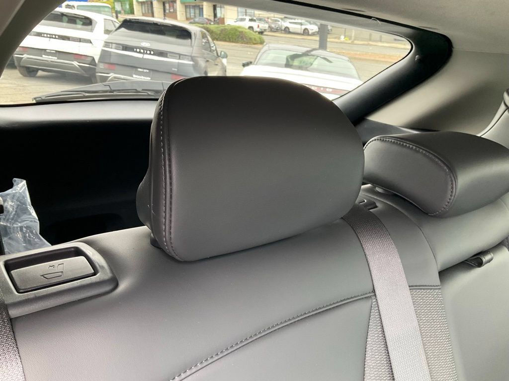 Used 2024 Kia Niro Wind FWD image 54