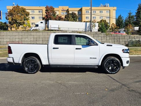 New 2026 RAM 1500 Big Horn image 9